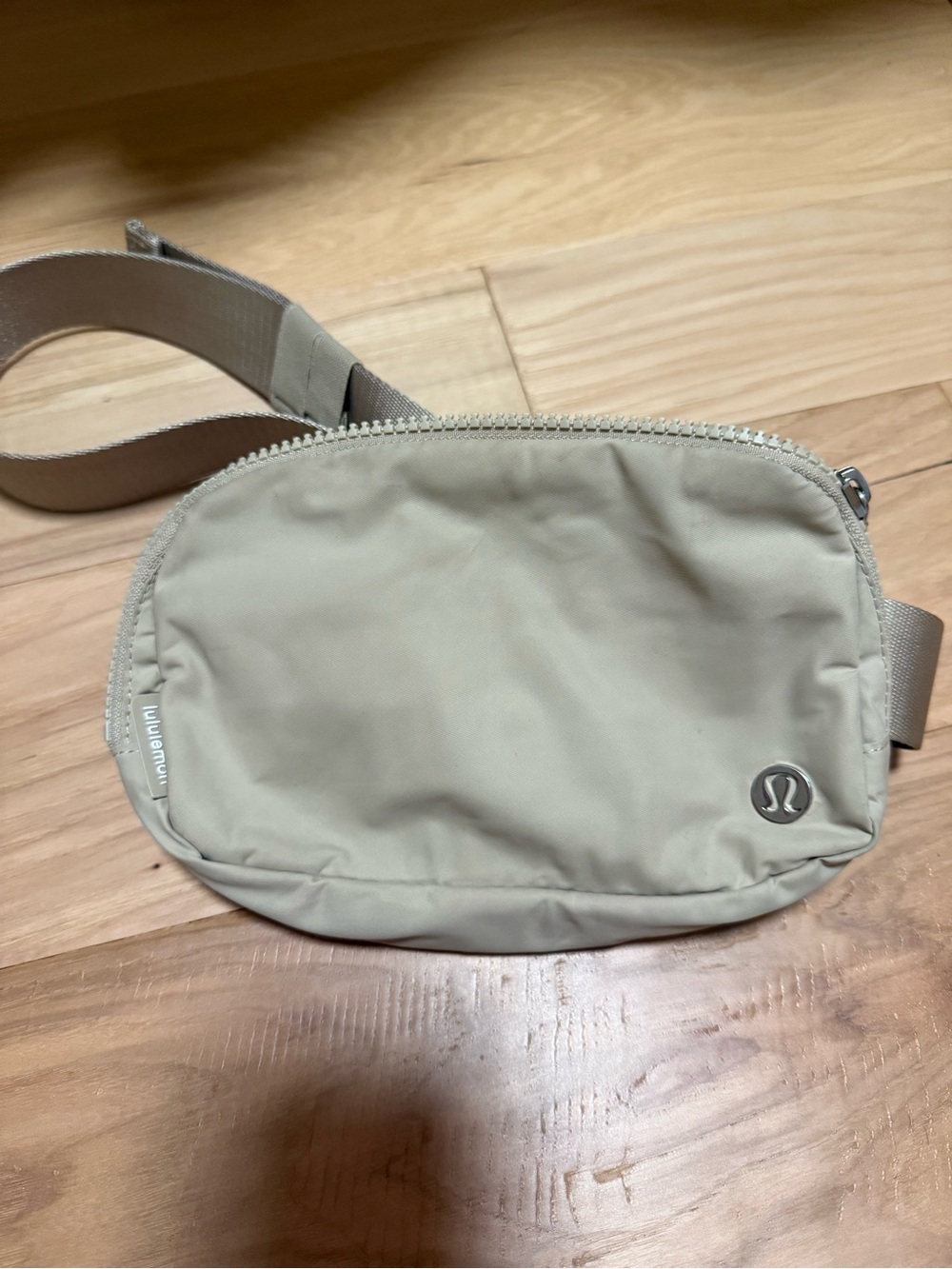 lululemon athletica tan crossbody bag EUC